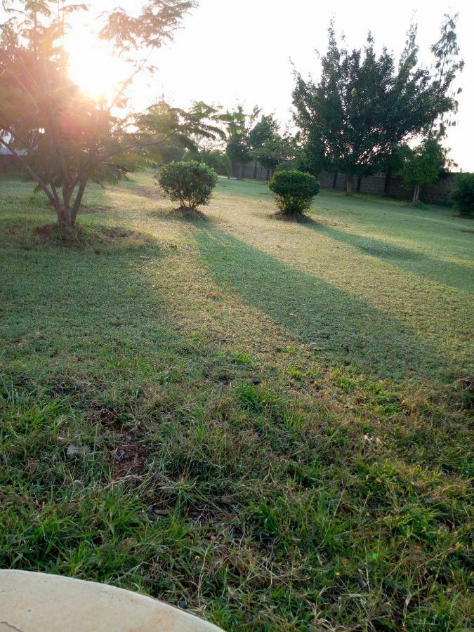 Hotel Kisumu Country Club Extérieur photo